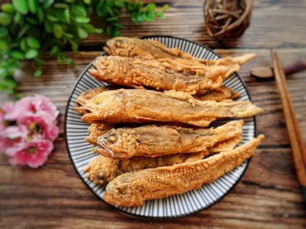 酥炸小黄花鱼